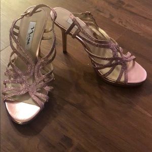 Pink, sparkle heels
